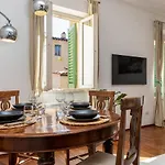 Heart Of Florence Luxury Apartment With Terrace